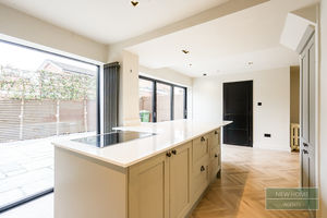 Photo 9- click for photo gallery